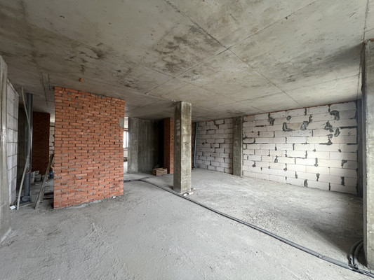Продам трехкомнатную (3-комн.) квартиру, Атажукина ул, 11, Нальчик г