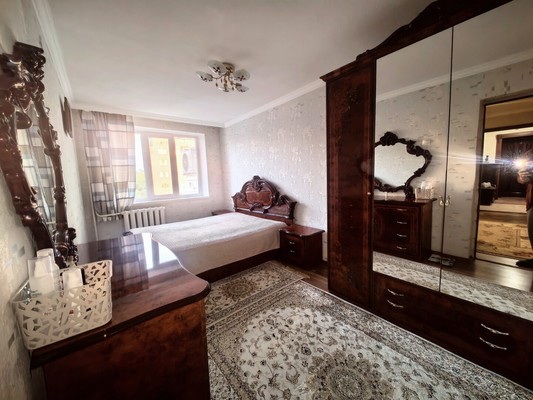 Продам трехкомнатную (3-комн.) квартиру, Советская ул, 247, Нарткала г