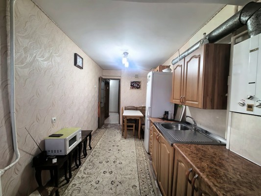 Продам трехкомнатную (3-комн.) квартиру, Советская ул, 247, Нарткала г