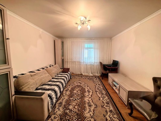 Продам трехкомнатную (3-комн.) квартиру, Кабардинская ул, 62, Нарткала г