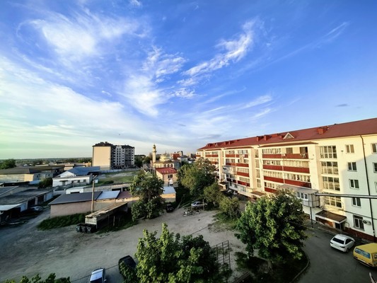 Продам трехкомнатную (3-комн.) квартиру, Кабардинская ул, 62, Нарткала г