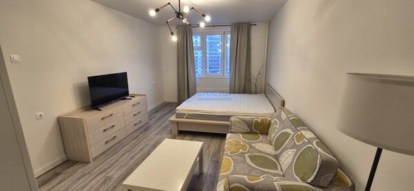 Продам однокомнатную (1-комн.) квартиру, Кременчугская ул, 5к3, Москва г