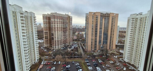 Продам однокомнатную (1-комн.) квартиру, Кременчугская ул, 5к3, Москва г
