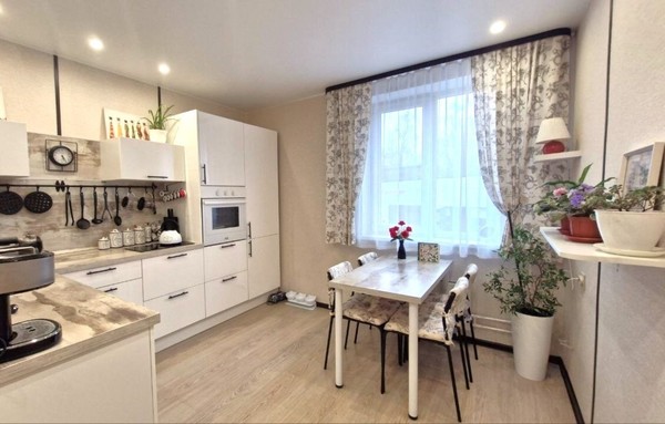 Продам трехкомнатную (3-комн.) квартиру, ГСК-2 Юбилейный тер, 11, Подольской машинно-испытательной станции п