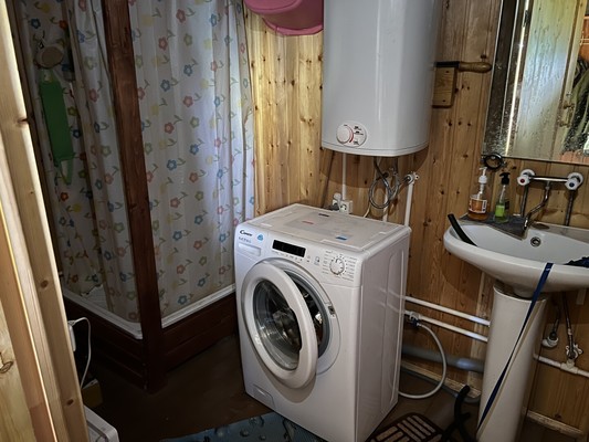 Продам дом, Озёрная ул, 5, Горьковское п, 0 км от города