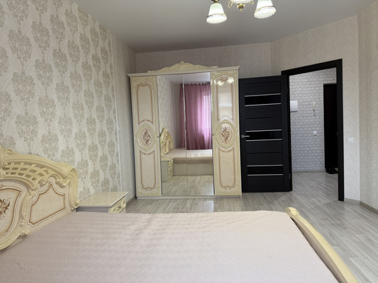 Продам однокомнатную (1-комн.) квартиру, Ленина пр-кт, 95, Новороссийск г