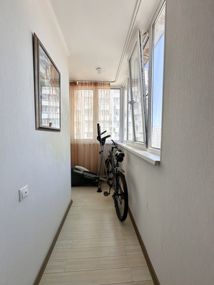 Продам трехкомнатную (3-комн.) квартиру, Дзержинского пр-кт, 230, Новороссийск г