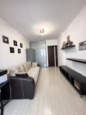 Продам трехкомнатную (3-комн.) квартиру, Дзержинского пр-кт, 230, Новороссийск г