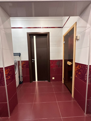 Продам трехкомнатную (3-комн.) квартиру, Дзержинского пр-кт, 230, Новороссийск г