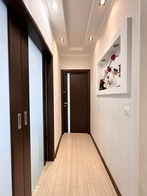 Продам трехкомнатную (3-комн.) квартиру, Дзержинского пр-кт, 230, Новороссийск г