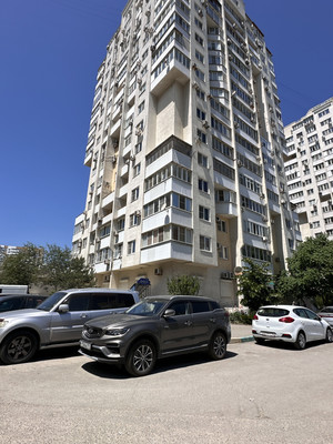 Продам трехкомнатную (3-комн.) квартиру, Дзержинского пр-кт, 230, Новороссийск г