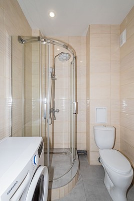 Продам двухкомнатную (2-комн.) квартиру, Закаменский мкр, 16, Новосибирск г