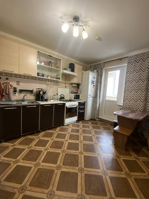 Продам двухкомнатную (2-комн.) квартиру, Маяк ул, 27, Икша рп
