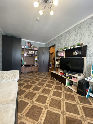 Продам двухкомнатную (2-комн.) квартиру, Маяк ул, 27, Икша рп