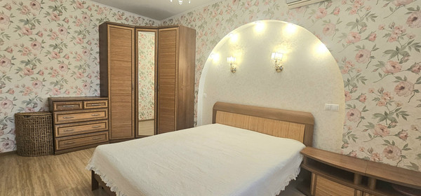 Продам двухкомнатную (2-комн.) квартиру, Московская ул, 59, Краснодар г