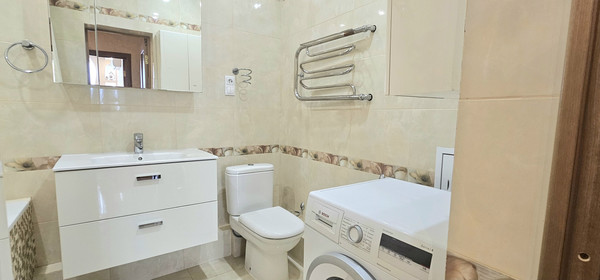 Продам двухкомнатную (2-комн.) квартиру, Московская ул, 59, Краснодар г