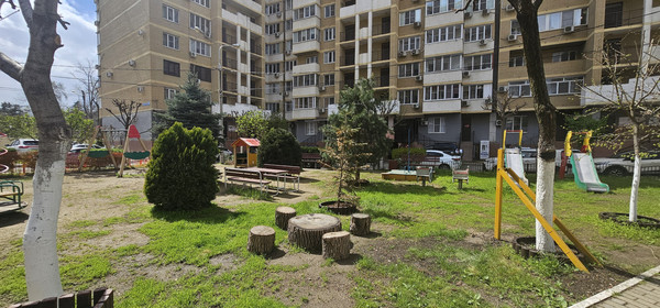 Продам двухкомнатную (2-комн.) квартиру, Московская ул, 59, Краснодар г