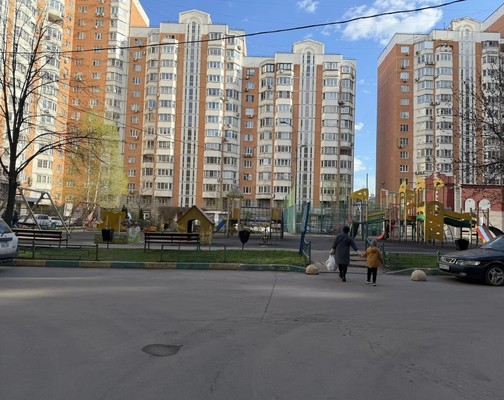 Продам однокомнатную (1-комн.) квартиру, Энтузиастов ш, 11Ак1, Москва г