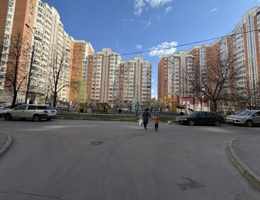 Продам однокомнатную (1-комн.) квартиру, Энтузиастов ш, 11Ак1, Москва г
