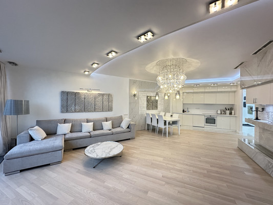 Продам трехкомнатную (3-комн.) квартиру, Мосфильмовская ул, 74кБ, Москва г