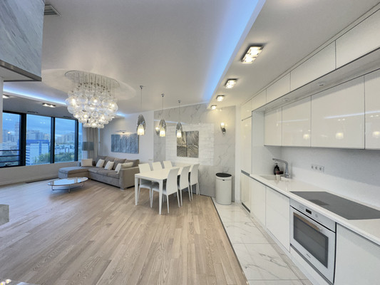 Продам трехкомнатную (3-комн.) квартиру, Мосфильмовская ул, 74кБ, Москва г