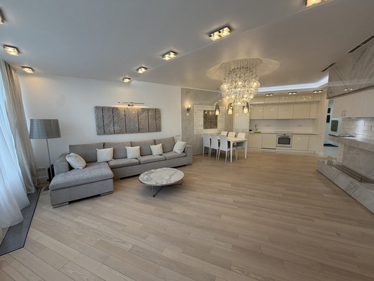 Продам трехкомнатную (3-комн.) квартиру, Мосфильмовская ул, 74кБ, Москва г