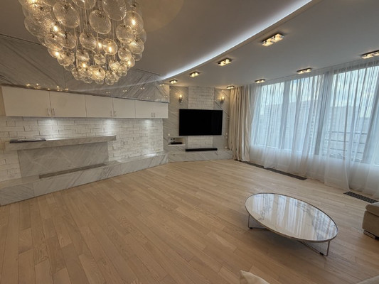 Продам трехкомнатную (3-комн.) квартиру, Мосфильмовская ул, 74кБ, Москва г
