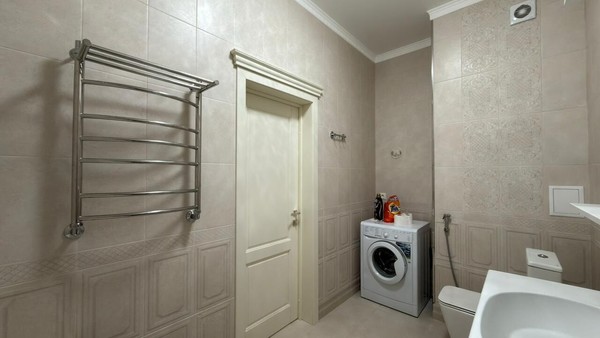 Продам трехкомнатную (3-комн.) квартиру, Тлостанова ул, 16, Нальчик г