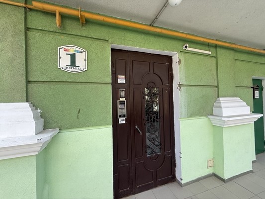 Продам двухкомнатную (2-комн.) квартиру, Донская ул, 49, Симферополь г