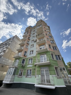 Продам двухкомнатную (2-комн.) квартиру, Донская ул, 49, Симферополь г