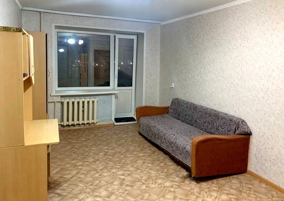Продам однокомнатную (1-комн.) квартиру, Большая ул, 200, Ишим г