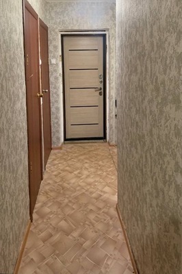 Продам однокомнатную (1-комн.) квартиру, Большая ул, 200, Ишим г