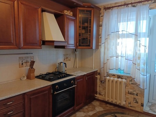 Продам трехкомнатную (3-комн.) квартиру, Мира ул, 70б, Йошкар-Ола г