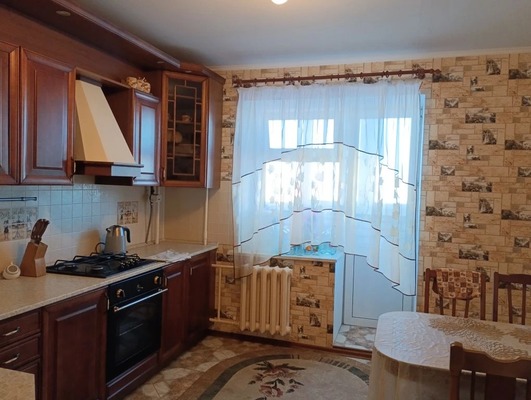 Продам трехкомнатную (3-комн.) квартиру, Мира ул, 70б, Йошкар-Ола г