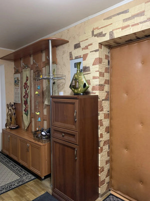 Продам двухкомнатную (2-комн.) квартиру, Хользунова ул, 60б, Воронеж г