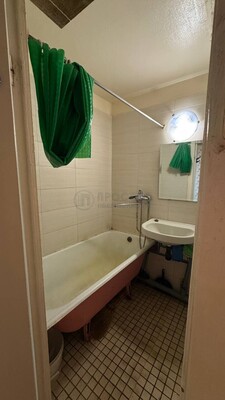 Продам двухкомнатную (2-комн.) квартиру, Палехская ул, 9к1, Москва г