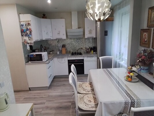 Продам двухкомнатную (2-комн.) квартиру, Волгоградский пр-кт, 9с1, Москва г
