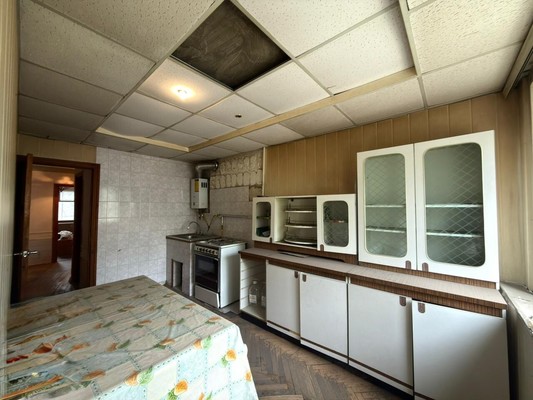 Продам трехкомнатную (3-комн.) квартиру, Шогенцукова пр-кт, 6, Нальчик г