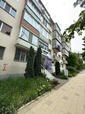 Продам трехкомнатную (3-комн.) квартиру, Шогенцукова пр-кт, 6, Нальчик г