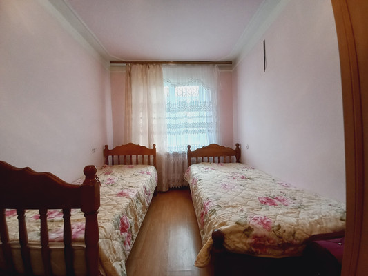 Продам двухкомнатную (2-комн.) квартиру, Т.Идарова ул, 3, Нальчик г