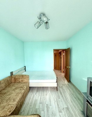 Продам двухкомнатную (2-комн.) квартиру, Морская ул, 14к1, Малый Маяк с