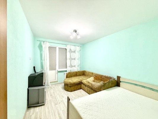 Продам двухкомнатную (2-комн.) квартиру, Морская ул, 14к1, Малый Маяк с