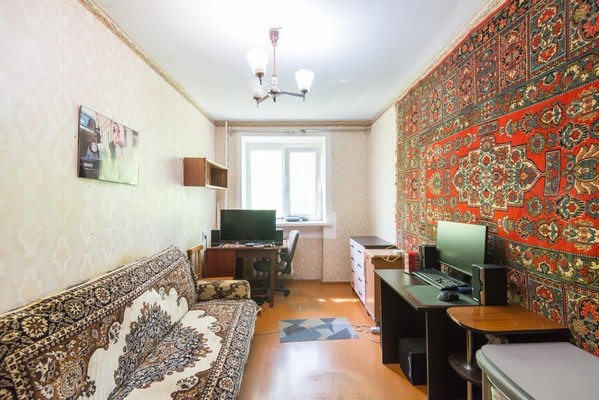 Продам двухкомнатную (2-комн.) квартиру, Коммунистический пр-кт, 27к3, Ростов-на-Дону г