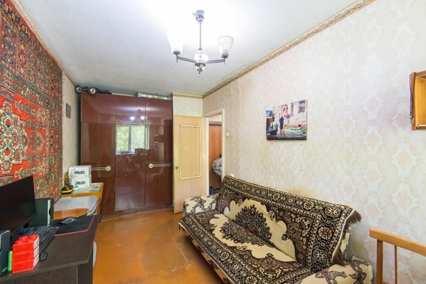 Продам двухкомнатную (2-комн.) квартиру, Коммунистический пр-кт, 27к3, Ростов-на-Дону г