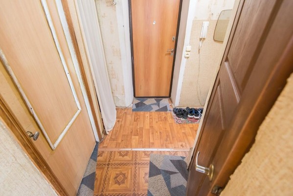 Продам двухкомнатную (2-комн.) квартиру, Коммунистический пр-кт, 27к3, Ростов-на-Дону г