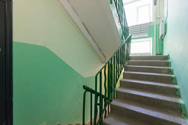 Продам двухкомнатную (2-комн.) квартиру, Коммунистический пр-кт, 27к3, Ростов-на-Дону г