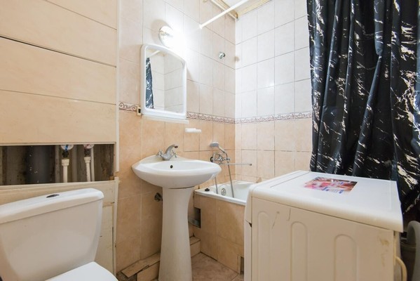 Продам двухкомнатную (2-комн.) квартиру, Коммунистический пр-кт, 27к3, Ростов-на-Дону г