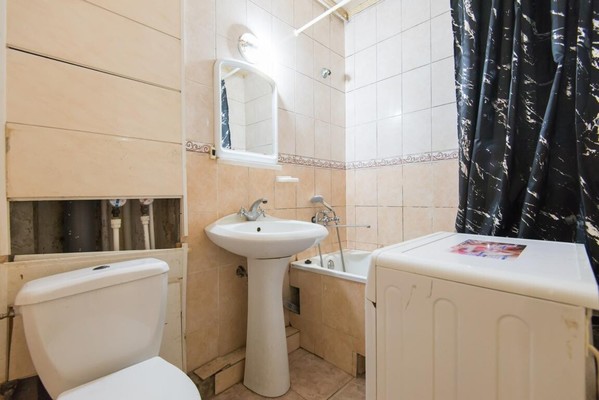 Продам двухкомнатную (2-комн.) квартиру, Коммунистический пр-кт, 27к3, Ростов-на-Дону г