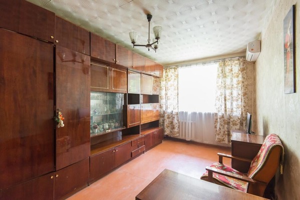 Продам двухкомнатную (2-комн.) квартиру, Коммунистический пр-кт, 27к3, Ростов-на-Дону г