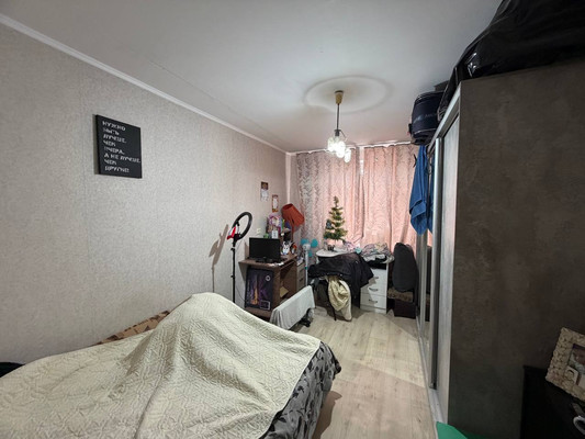 Продам трехкомнатную (3-комн.) квартиру, Ленина ул, 50ка, Вилино с